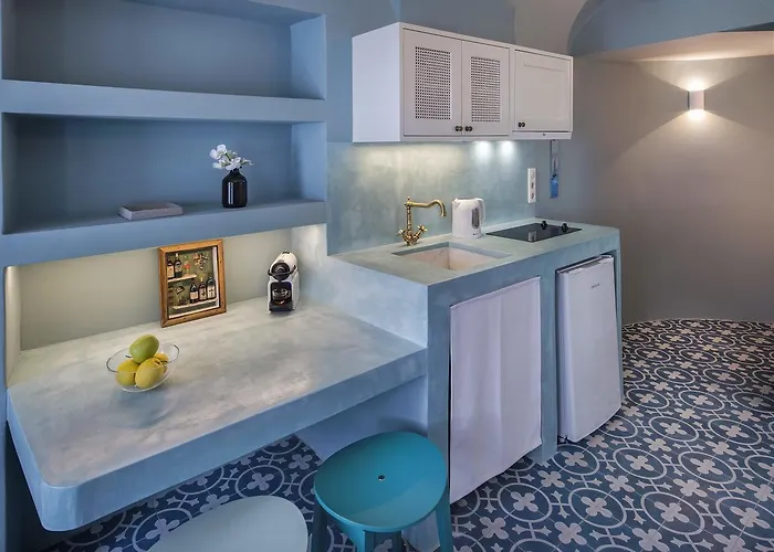 Dimael Mansion * Fira (Santorini)