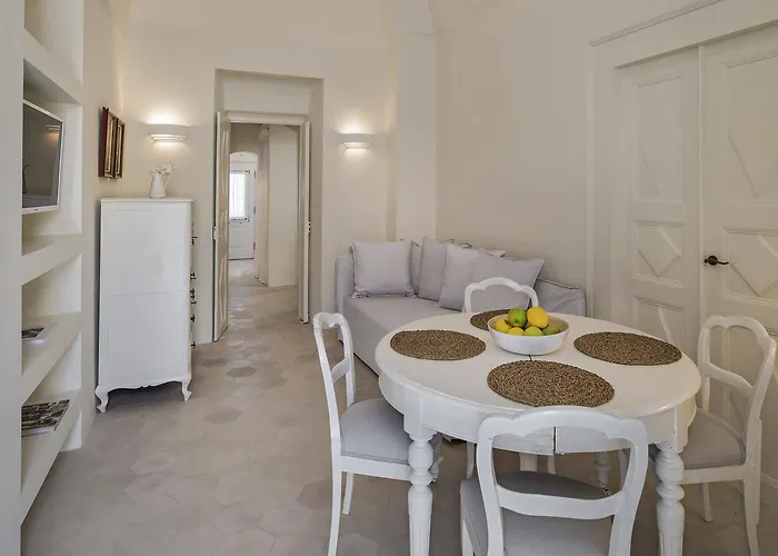 Dimael Mansion Apartment