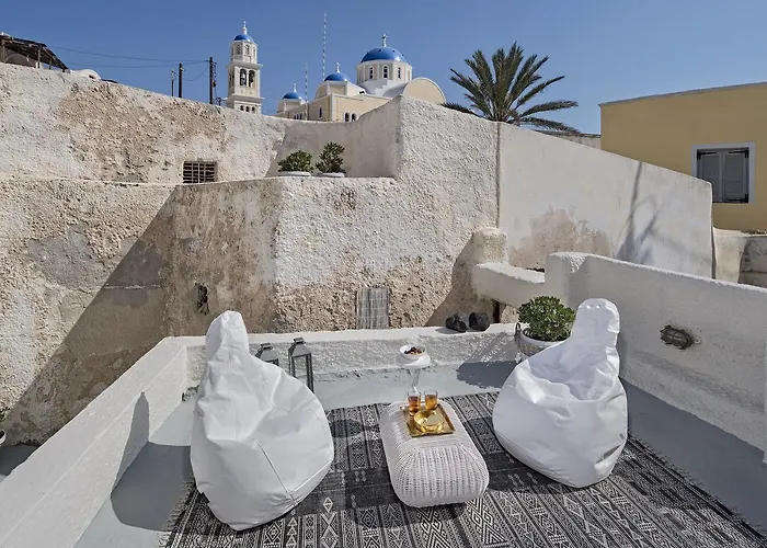 Dimael Mansion * Fira (Santorini)